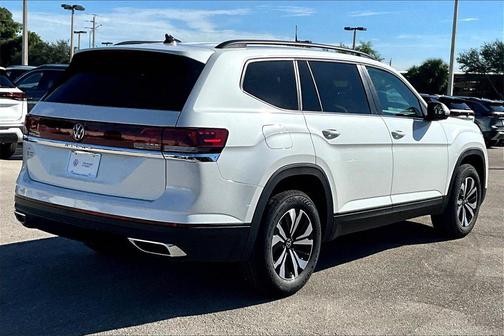 2026 Volkswagen Atlas 2.0T SE