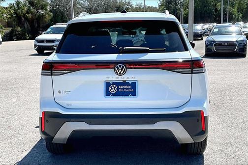 2025 Volkswagen Tiguan 2.0T SE