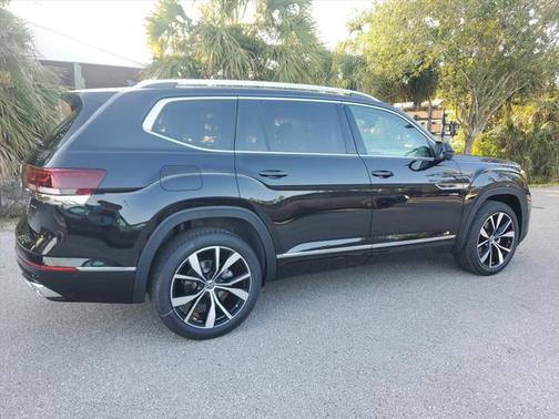 2025 Volkswagen Atlas 2.0T SEL Premium R-Line 4MOTION