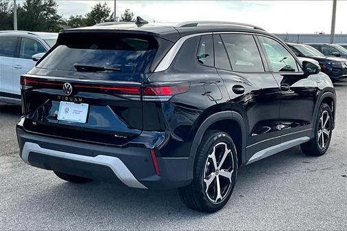 2025 Volkswagen Tiguan 2.0T SE 4MOTION