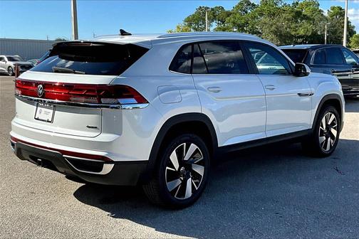 2026 Volkswagen Atlas Cross Sport 2.0T SE w/Technology 4MOTION