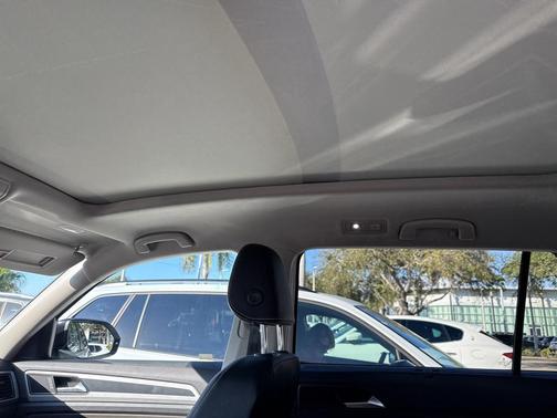 2023 Volkswagen Atlas 3.6L SEL