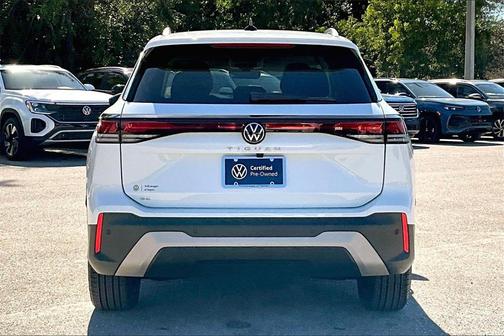 2025 Volkswagen Tiguan 2.0T SE