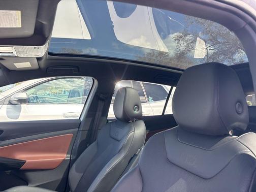 2022 Volkswagen ID.4 Pro S