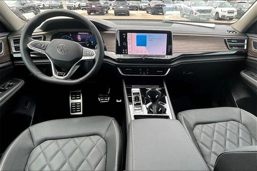 2026 Volkswagen Atlas 2.0T SEL Premium R-Line 4MOTION