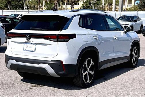 2026 Volkswagen Tiguan 2.0T SE
