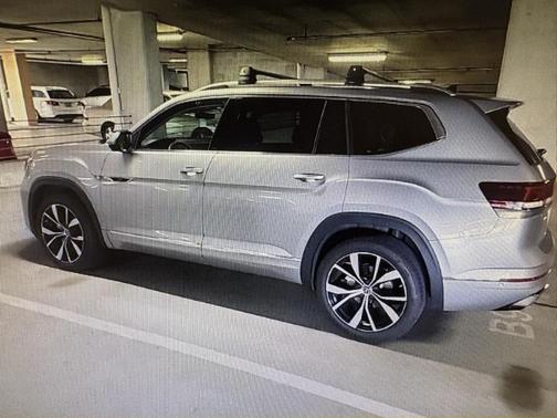 2025 Volkswagen Atlas 2.0T SEL Premium R-Line 4MOTION