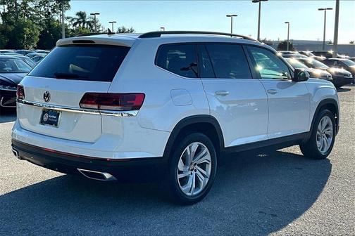 2022 Volkswagen Atlas 2.0T SE w/Technology
