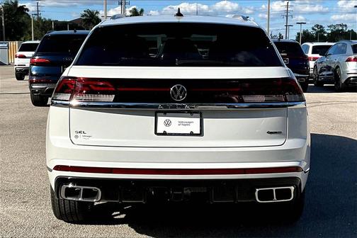 2026 Volkswagen Atlas Cross Sport 2.0T SEL Premium