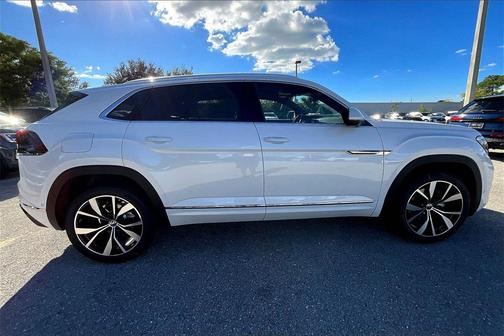 2026 Volkswagen Atlas Cross Sport 2.0T SEL Premium