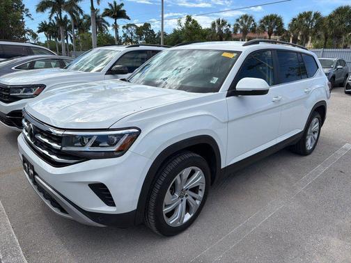 Pure White 2023 Volkswagen Atlas 3.6L SE w/Technology