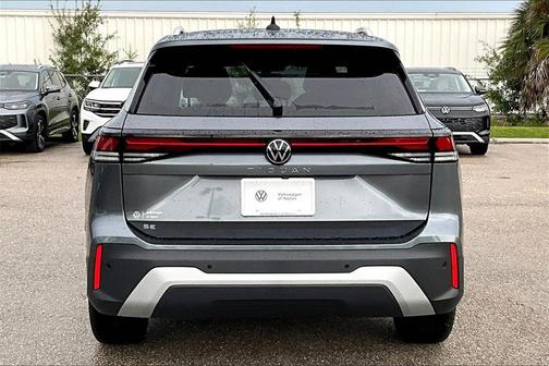 2025 Volkswagen Tiguan 2.0T SE