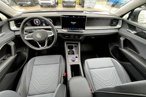 2025 Volkswagen Tiguan 2.0T SE