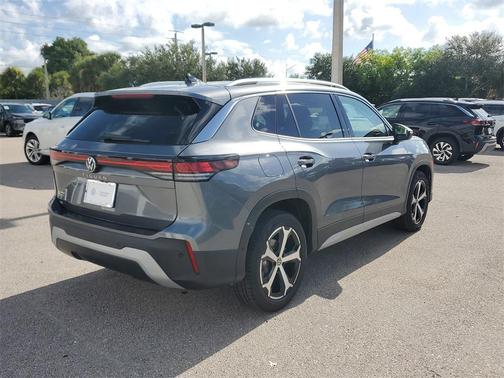 2025 Volkswagen Tiguan 2.0T SE