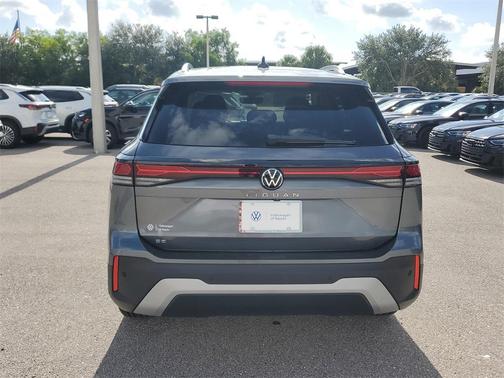 2025 Volkswagen Tiguan 2.0T SE