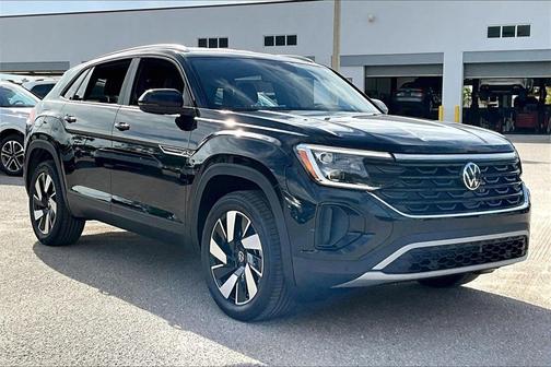 2026 Volkswagen Atlas Cross Sport 2.0T SE w/Technology