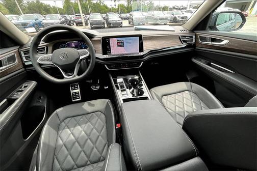 2026 Volkswagen Atlas 2.0T SEL Premium R-Line 4MOTION