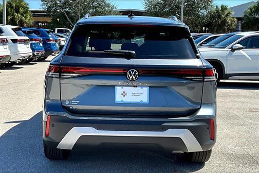2025 Volkswagen Tiguan 2.0T SE