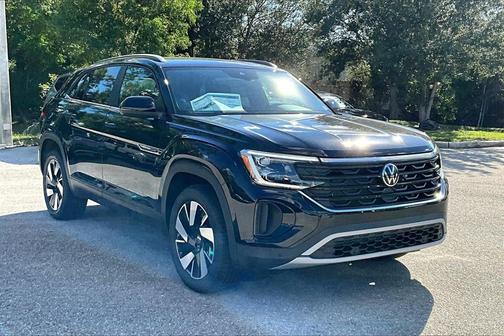 2026 Volkswagen Atlas Cross Sport 2.0T SE w/Technology 4MOTION
