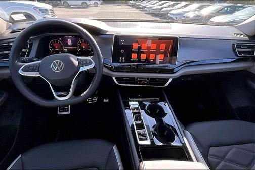 2026 Volkswagen Atlas Peak Edition