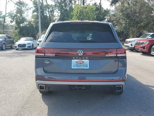 2025 Volkswagen Atlas 2.0T Peak Edition