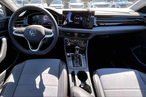 2026 Volkswagen Jetta 1.4T SE
