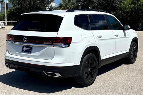 2025 Volkswagen Atlas 2.0T SE w/Technology