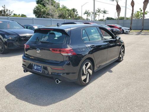 Deep Black Pearl 2022 Volkswagen Golf GTI 2.0T S DSG