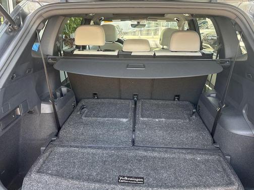 2021 Volkswagen Tiguan 2.0T SE R-Line Black