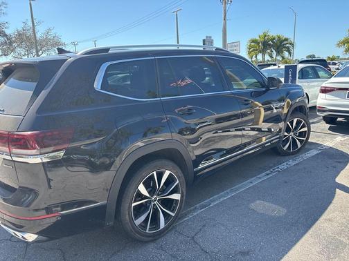 2024 Volkswagen Atlas 2.0T SEL Premium R-Line 4MOTION