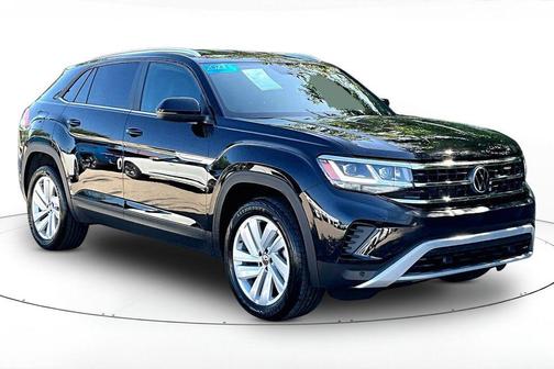 Deep Black 2023 Volkswagen Atlas Cross Sport 2.0T SE w/Technology