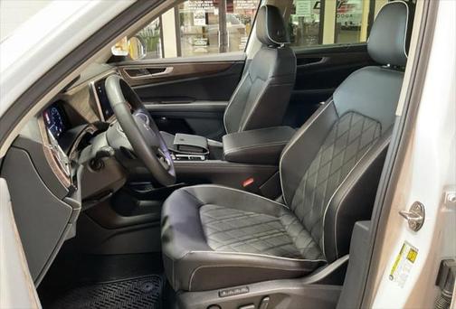 2024 Volkswagen Atlas 2.0T SEL Premium R-Line 4MOTION