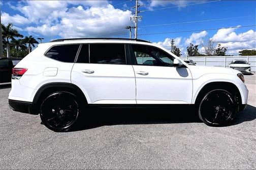 2023 Volkswagen Atlas 3.6L SE w/Technology