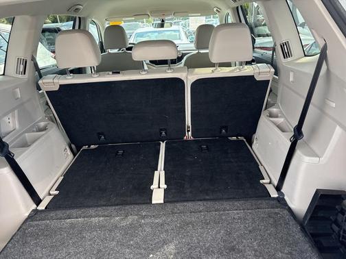 2023 Volkswagen Atlas 3.6L SE w/Technology