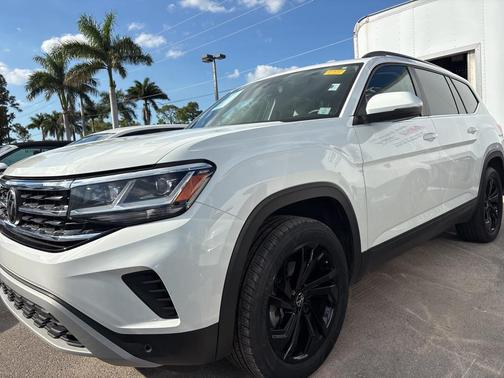 2023 Volkswagen Atlas 3.6L SE w/Technology