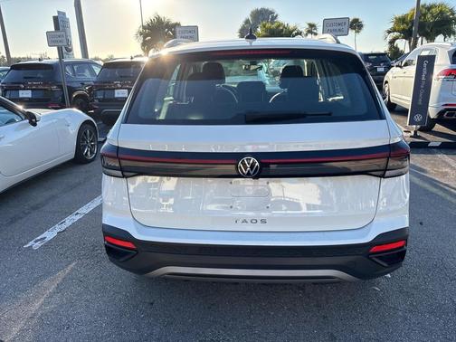 2025 Volkswagen Taos 1.5T S