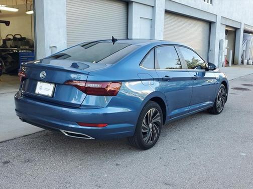 2019 Volkswagen Jetta 1.4T SEL Premium