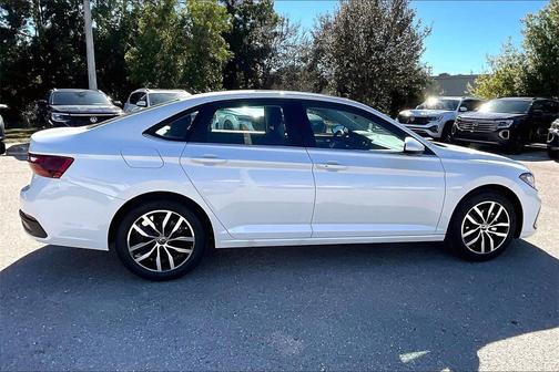 2026 Volkswagen Jetta 1.4T SE