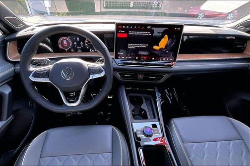 opal white pearl 2026 Volkswagen Tiguan 2.0T SEL R-Line 4MOTION