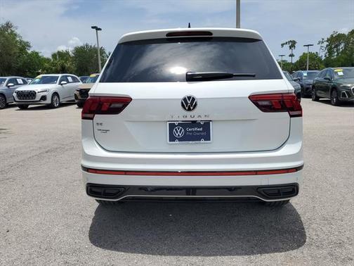 2024 Volkswagen Tiguan 2.0T SE R-Line Black
