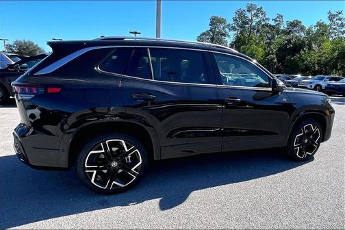 2026 Volkswagen Tiguan 2.0T SEL R-Line 4MOTION