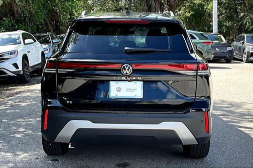 2026 Volkswagen Tiguan 2.0T SE