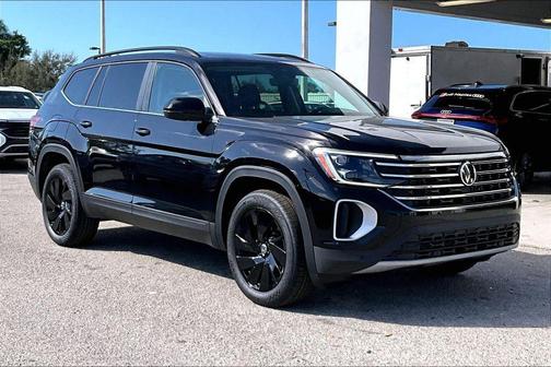 Deep Black Pearl 2026 Volkswagen Atlas 2.0T SE w/Technology 4MOTION