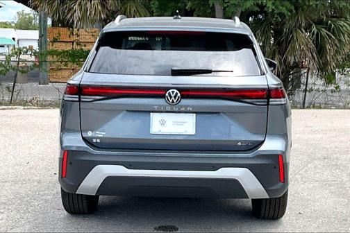 Platinum 2026 Volkswagen Tiguan 2.0T SE 4MOTION