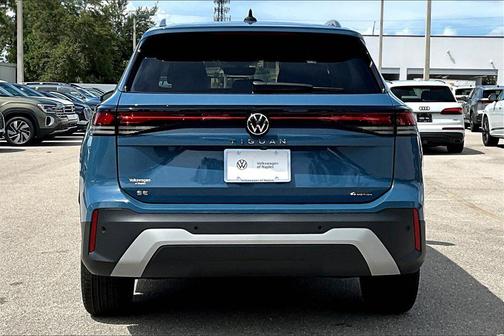 2025 Volkswagen Tiguan 2.0T SE 4MOTION