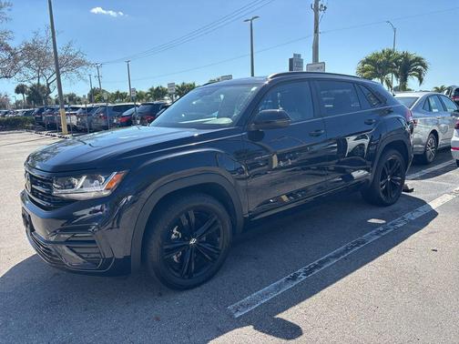 2023 Volkswagen Atlas Cross Sport 3.6L V6 SEL R-Line