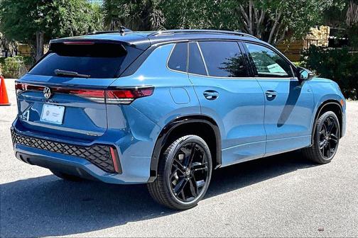 Blue 2026 Volkswagen Tiguan 2.0T SE R-Line Black 4MOTION