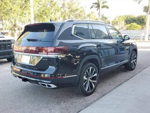2025 Volkswagen Atlas 2.0T SEL Premium R-Line 4MOTION