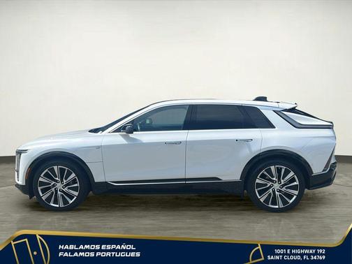 Crystal White Tri-Coat 2025 Cadillac LYRIQ Luxury