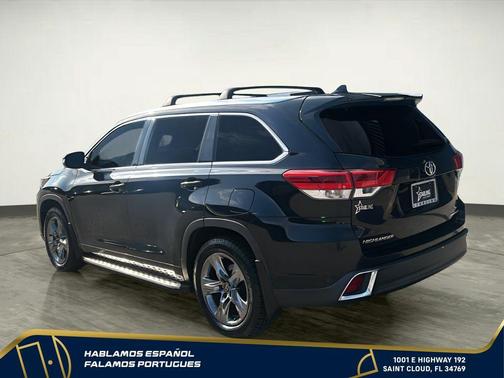 Midnight Black Metallic 2018 Toyota Highlander Limited Platinum
